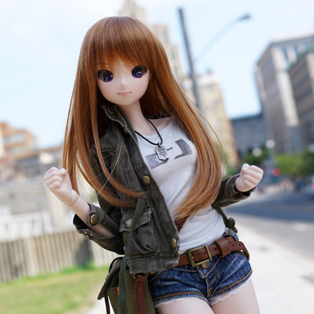 青い服の女の子の創意的なホームアクセサリーの樹脂の置物 【公式通販】